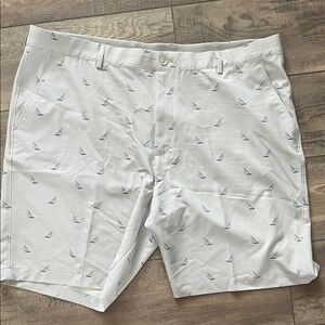 Greg Norman Collection White Shorts with Blue Accents